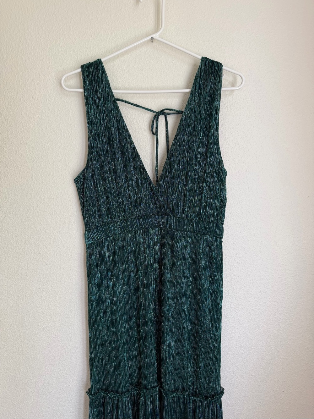 Lulu's Emerald Green V-Neck Maxi Dress